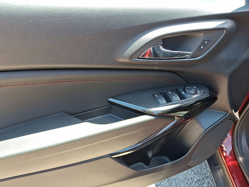 Certified 2024 Chevrolet Trax RS w/ Sunroof Package FWD image 10