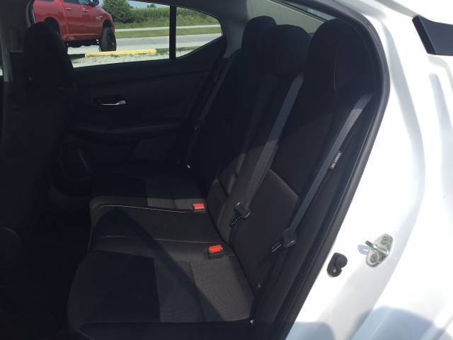 Used 2022 Nissan Sentra SV w/ Trunk Package FWD image 11