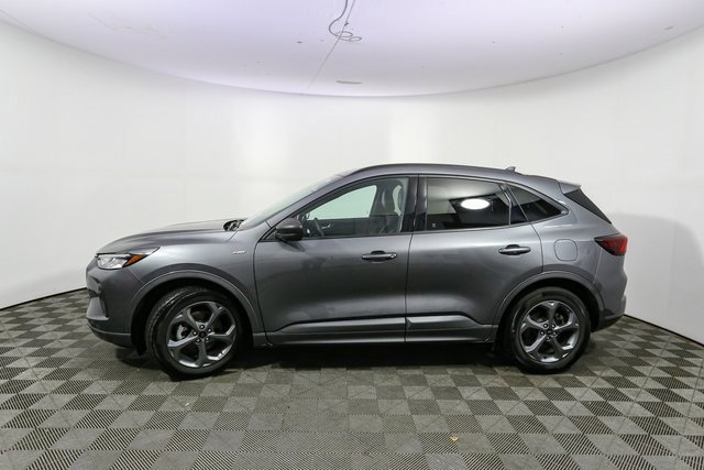 Used 2023 Ford Escape ST-Line w/ Tech Pack #1 image 6