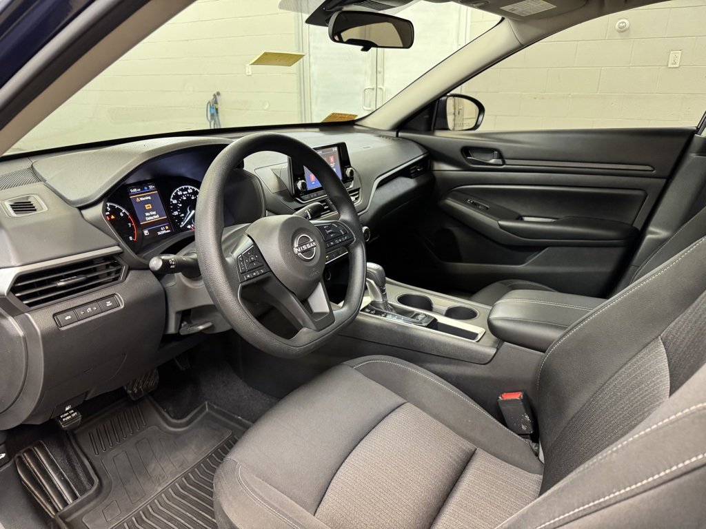 Used 2023 Nissan Altima 2.5 S image 12