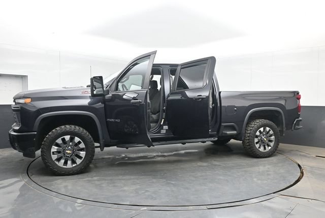 Used 2024 Chevrolet Silverado 2500 Custom w/ Custom Value Package AWD/4WD image 48