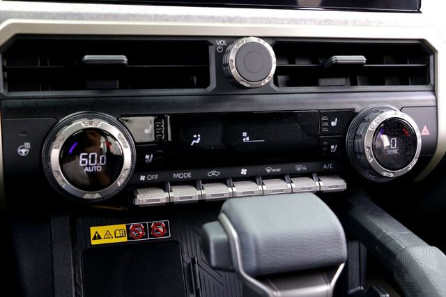 Used 2025 Toyota Tacoma 4x4 Double Cab Hybrid image 18
