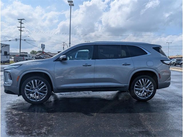 New 2026 Buick Enclave Avenir w/ Super Cruise Package image 4