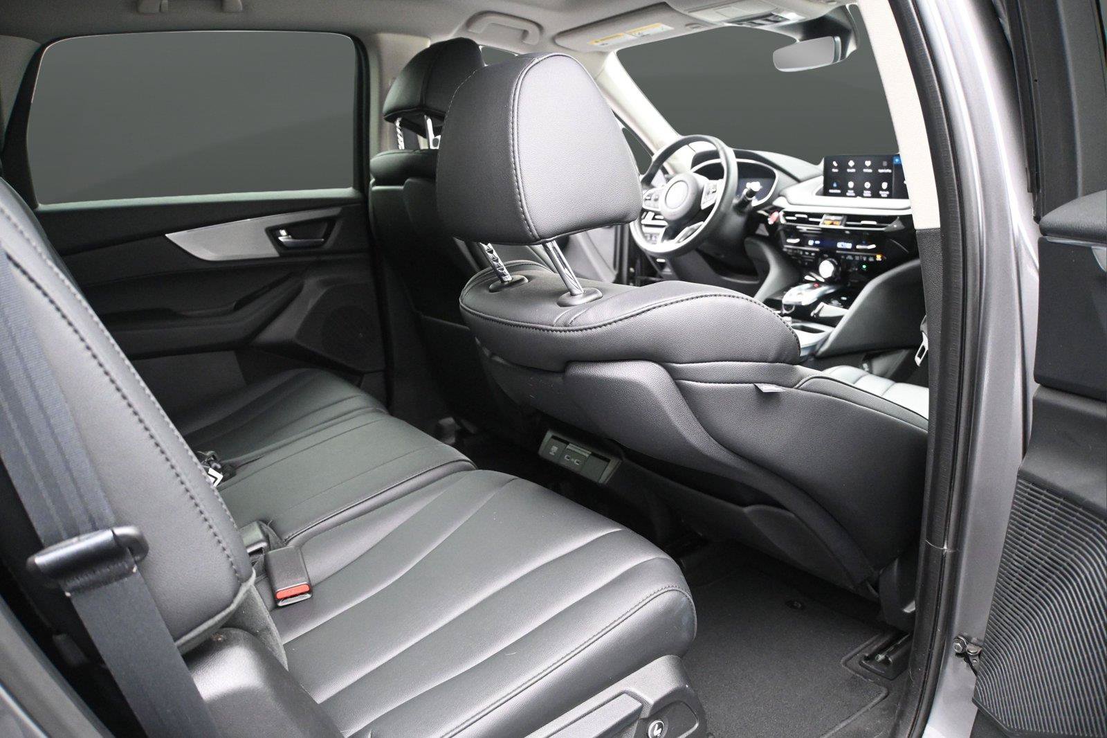 Certified 2024 Acura MDX SH-AWD image 18
