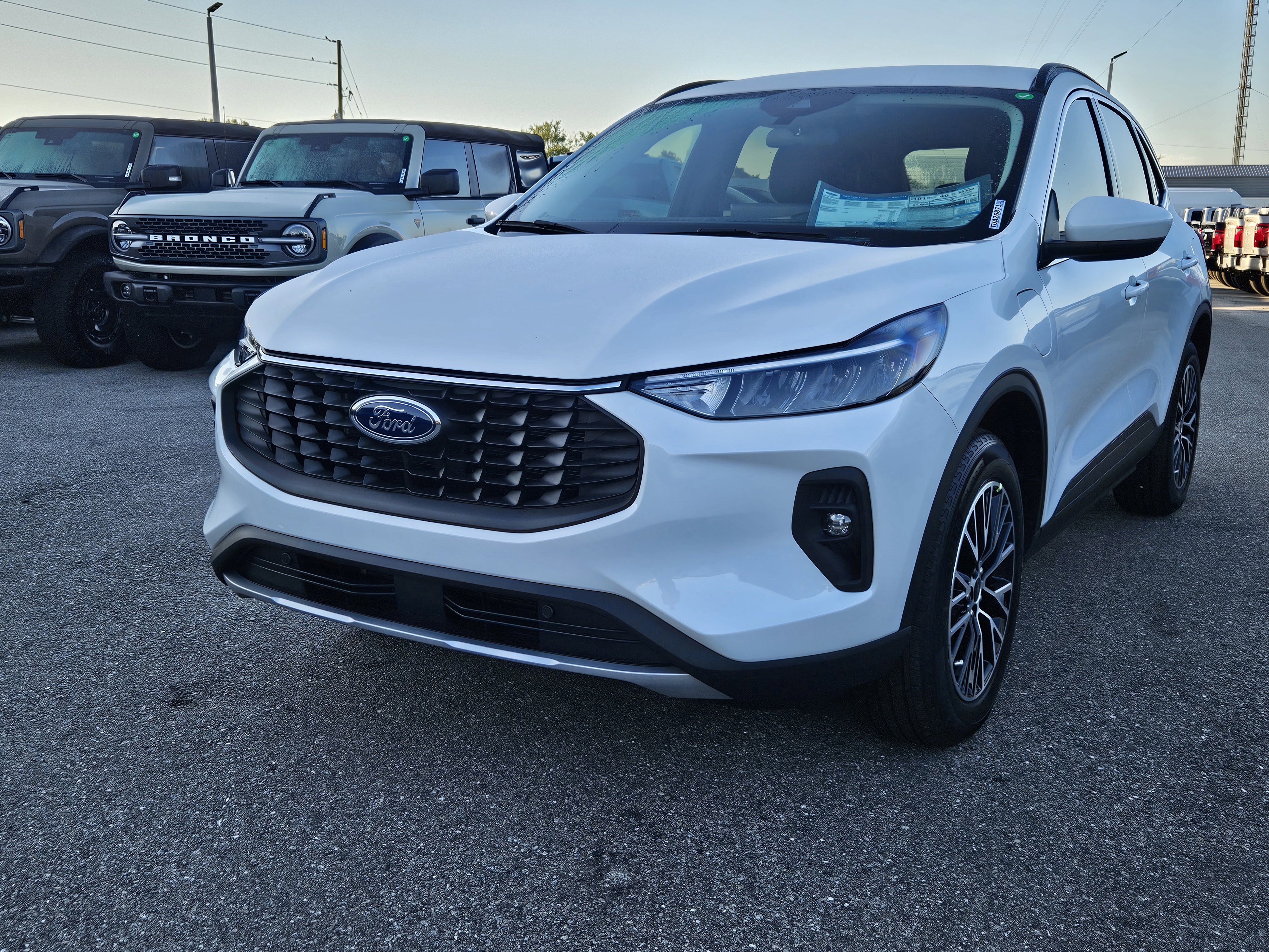 New 2026 Ford Escape SE image 8