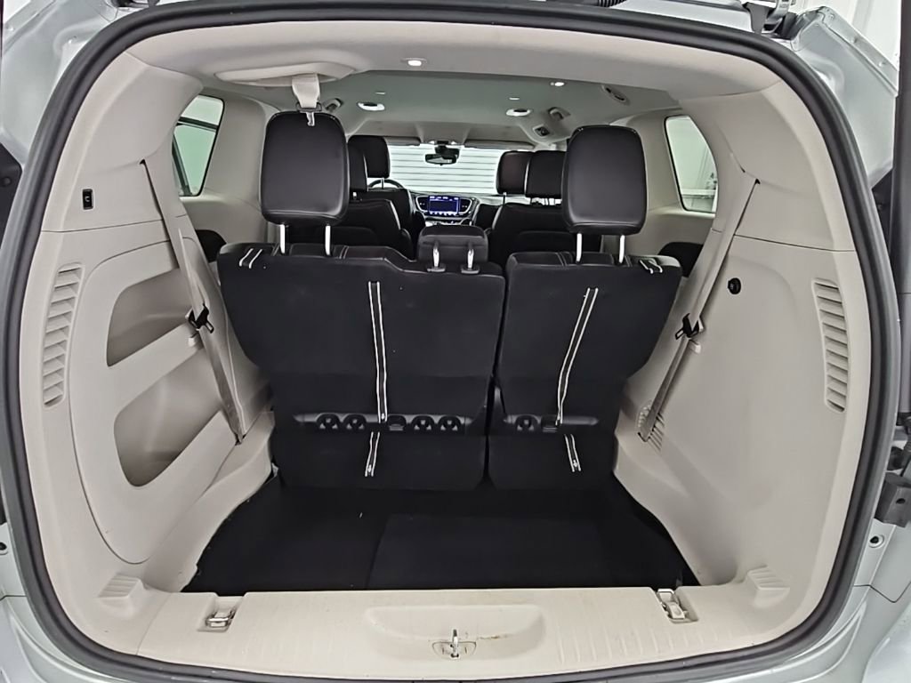 Used 2023 Chrysler Pacifica Touring-L image 29
