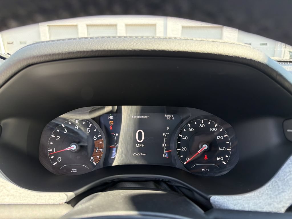 Used 2023 Jeep Compass Latitude w/ Sun and Sound Group AWD/4WD image 23