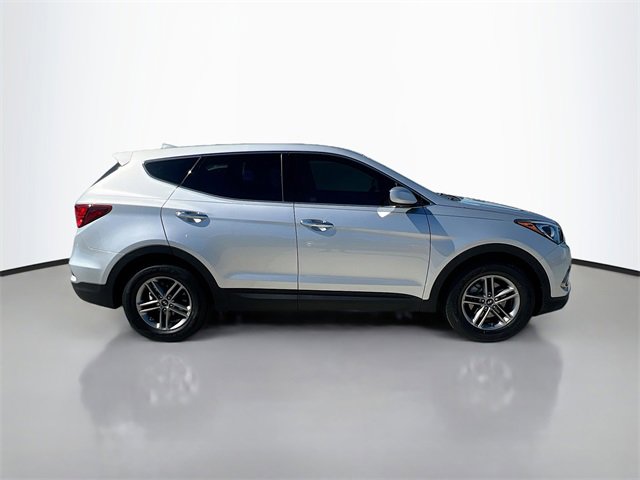 Used 2017 Hyundai Santa Fe Sport image 8