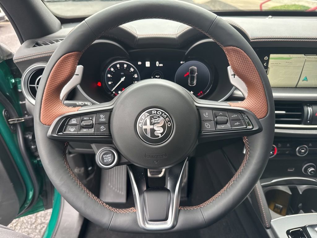 New 2025 Alfa Romeo Stelvio Sprint image 10