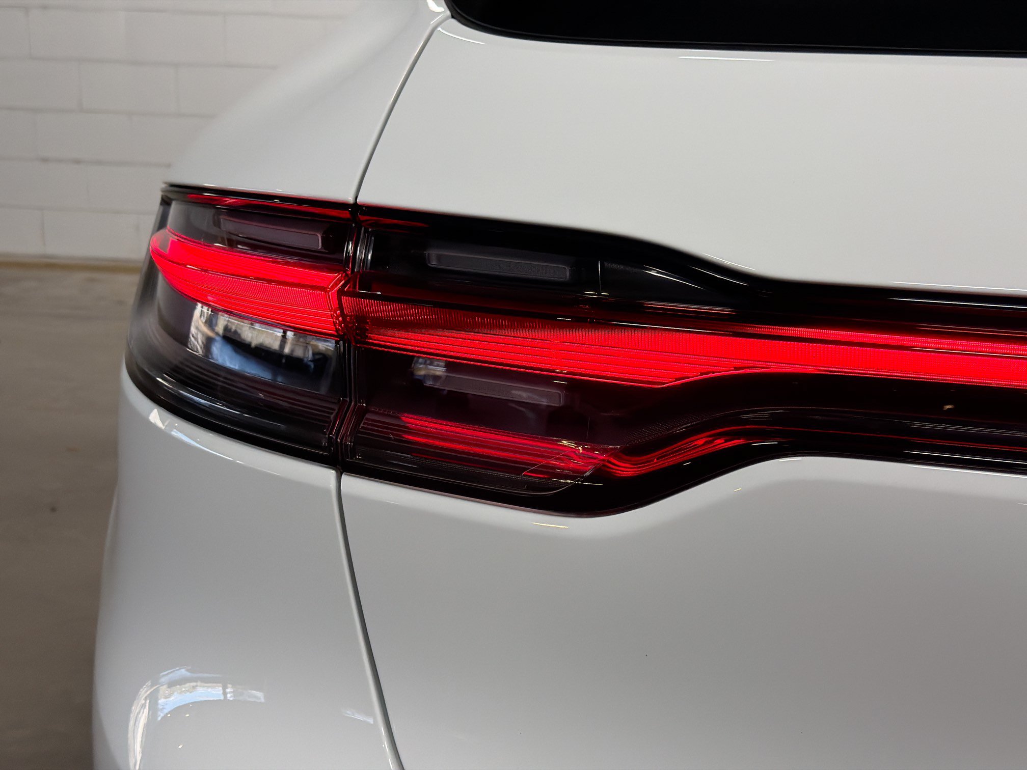 Certified 2026 Porsche Macan S AWD/4WD image 11