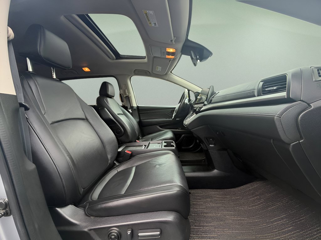 Used 2025 Honda Odyssey EX-L image 17