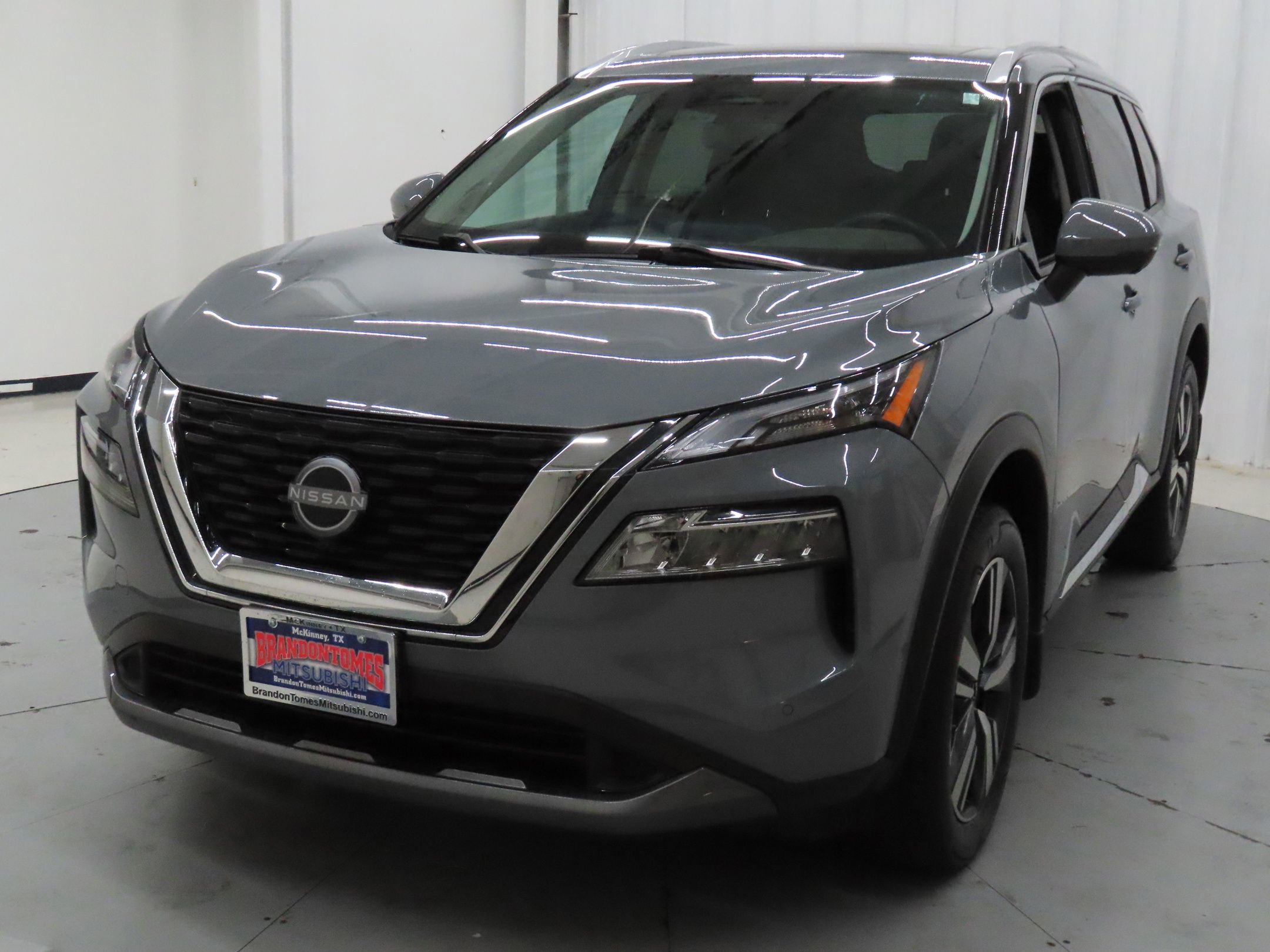 Used 2023 Nissan Rogue SL w/ SL Premium Package image 7