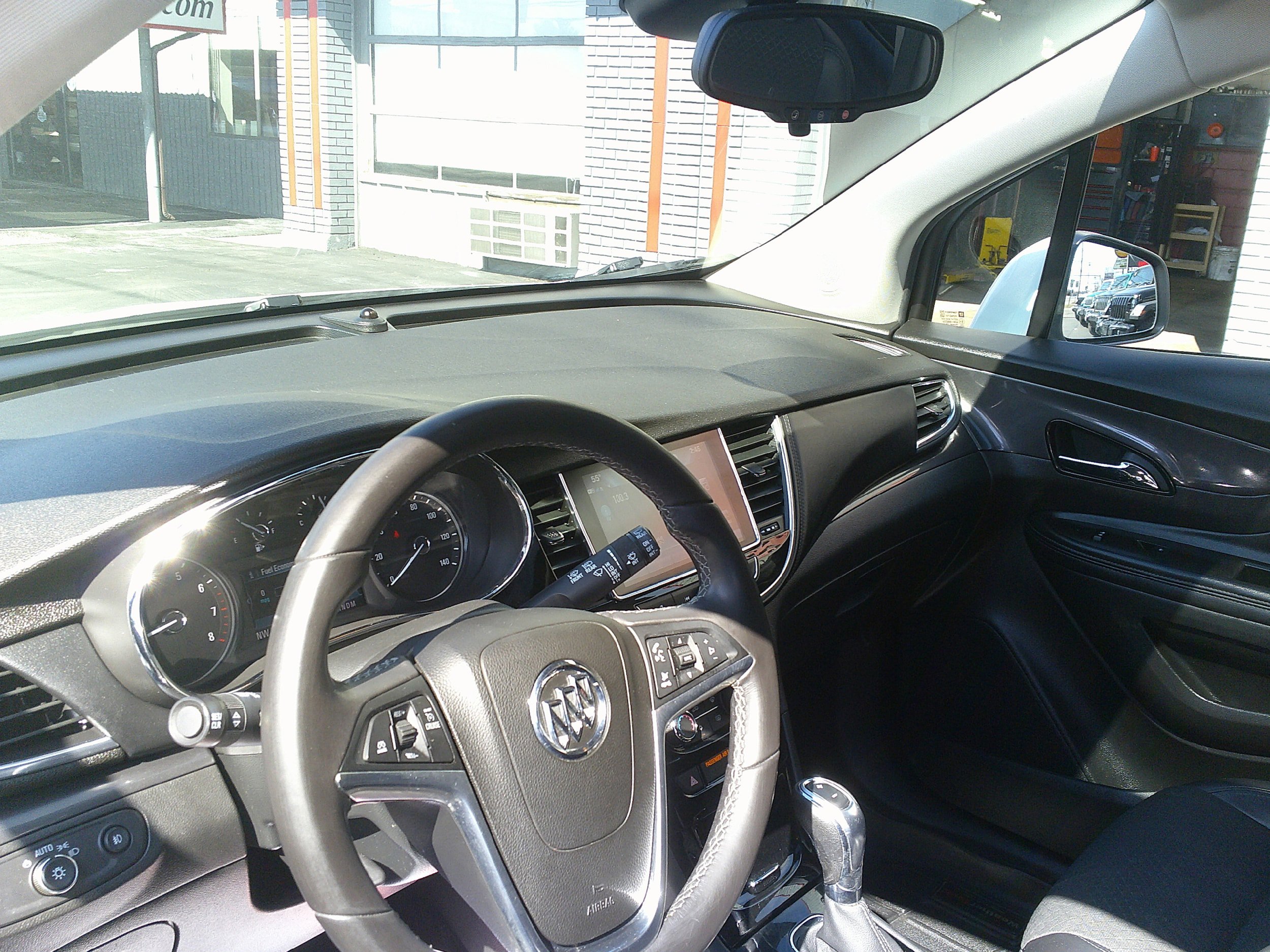 Used 2019 Buick Encore Sport Touring image 23