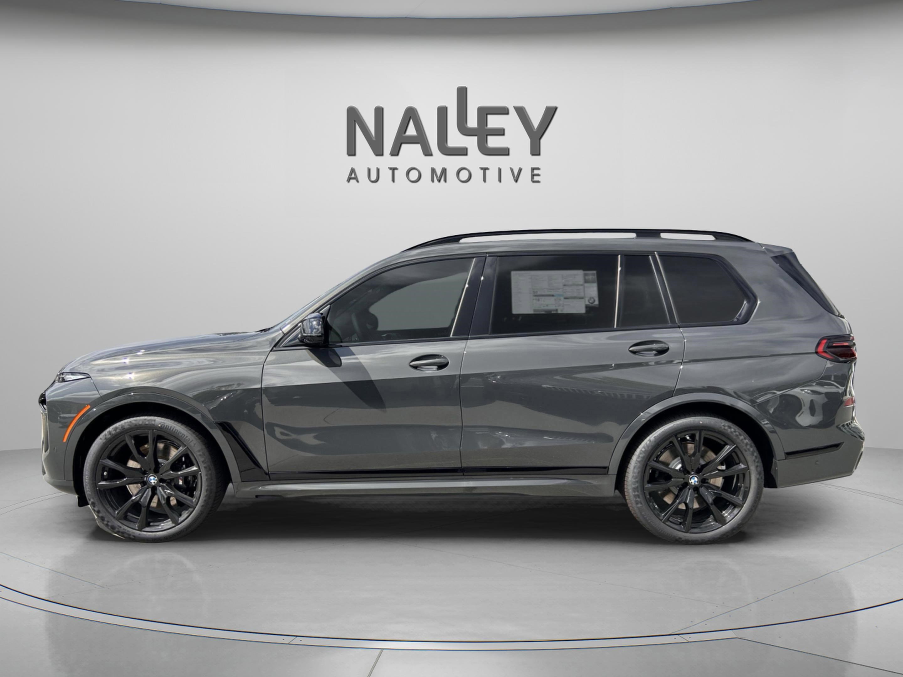 Used 2026 BMW X7 M60i image 2