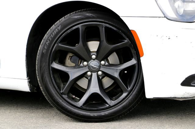 Used 2021 Chrysler 300 Touring w/ Sport Appearance Package image 2