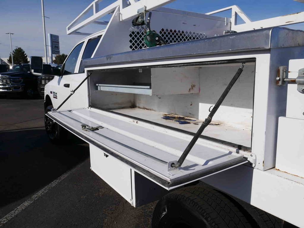 Used 2018 RAM 3500 Tradesman w/ Chrome Appearance Group image 23