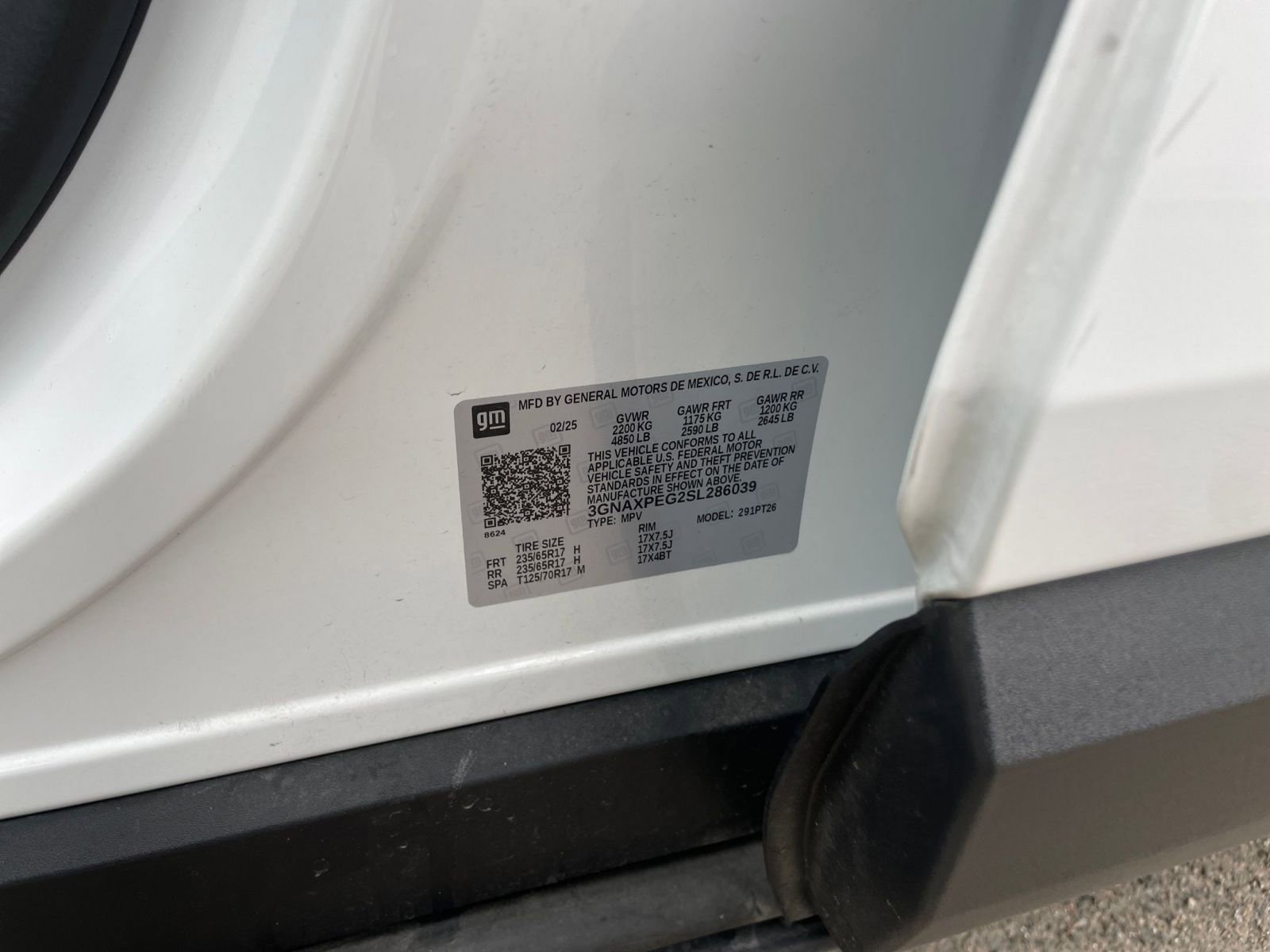 Used 2025 Chevrolet Equinox LT image 28