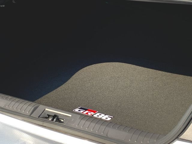 Used 2024 Toyota GR86 RWD image 38