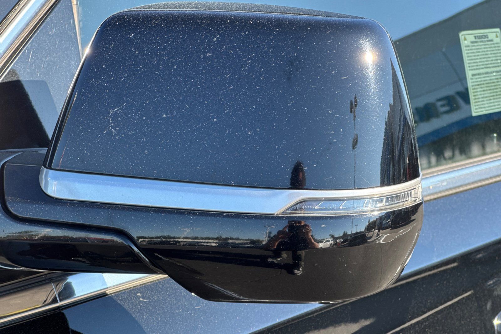 Used 2018 Cadillac Escalade ESV Premium Luxury image 55