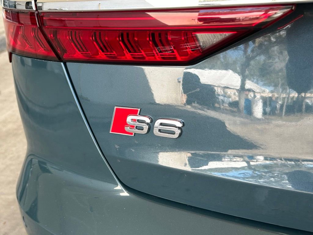 Used 2021 Audi S6 Prestige image 27