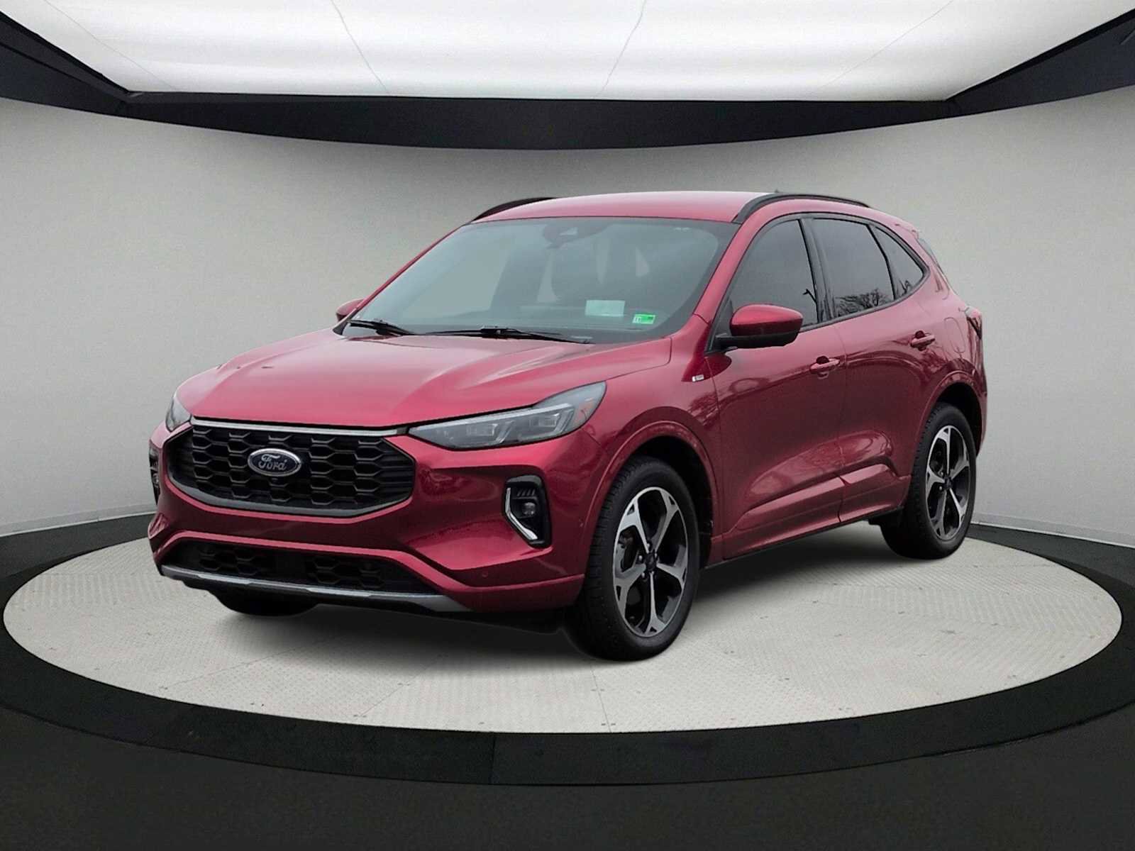 Used 2023 Ford Escape ST-Line Elite w/ Premium Technology Package image 4