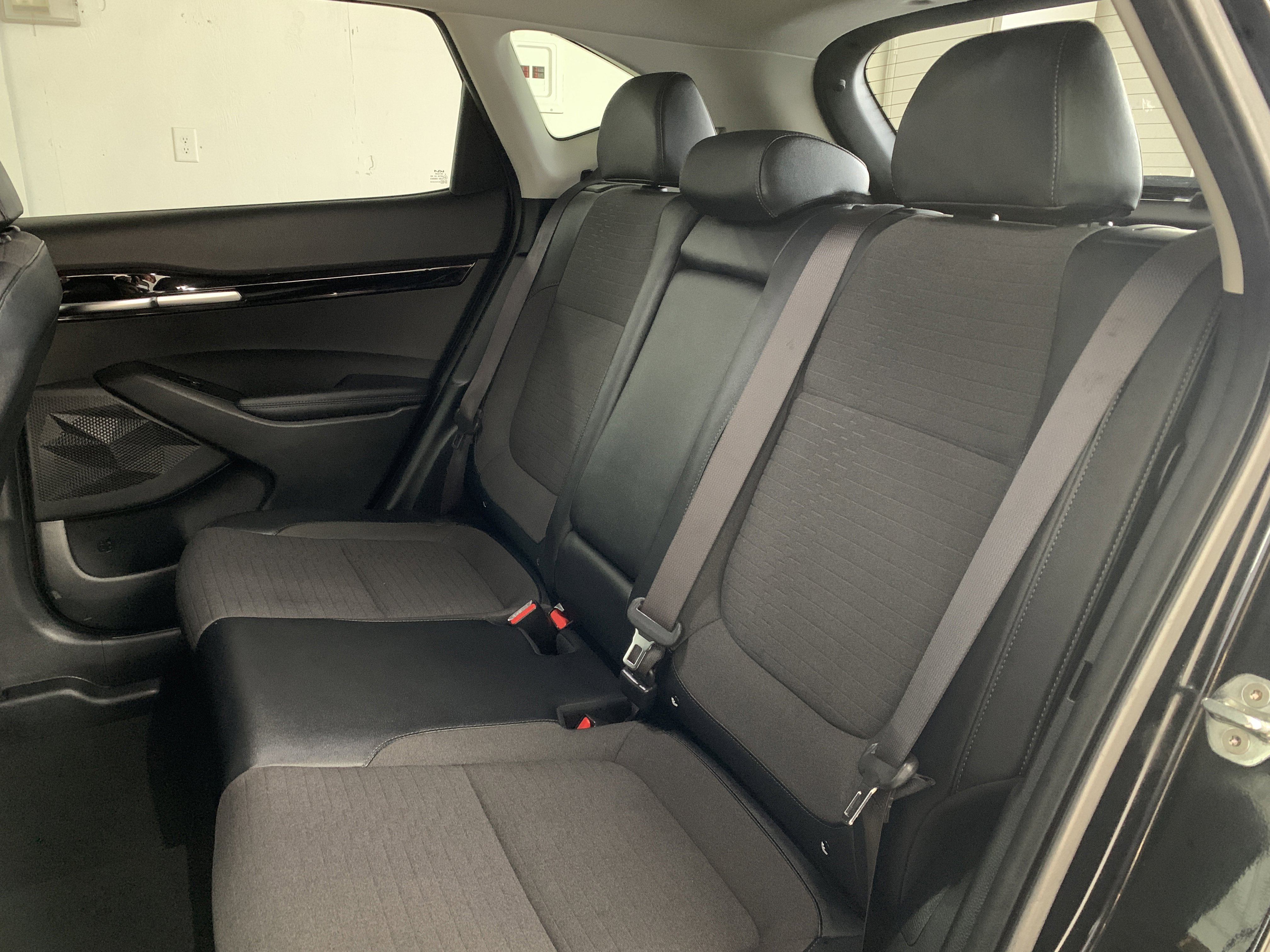 Used 2023 Kia Seltos S image 39