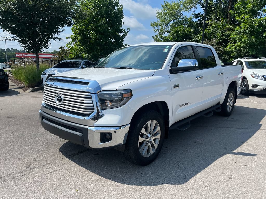 Used 2017 Toyota Tundra Limited w/ Limited Premium Package AWD/4WD video 3