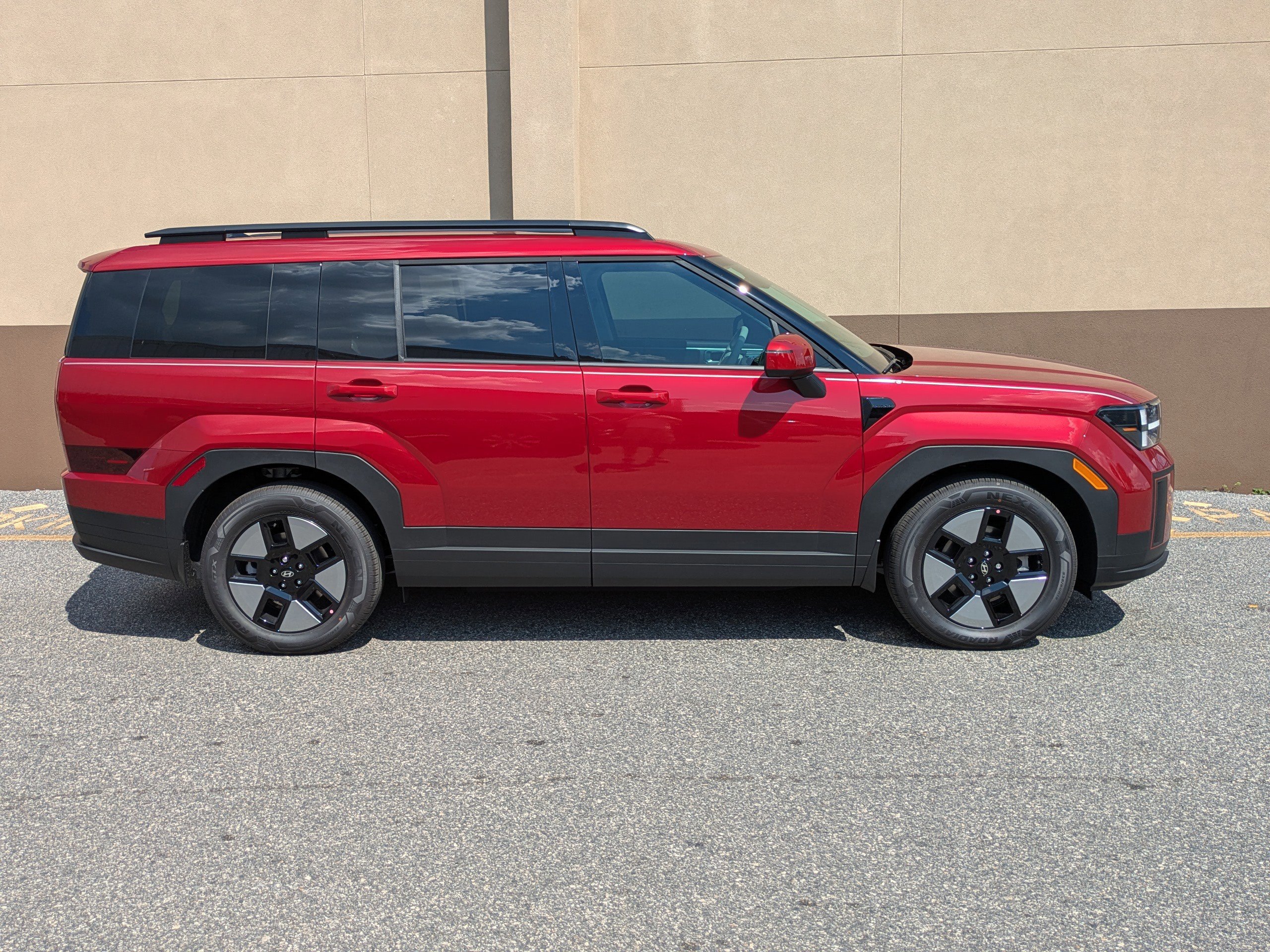 New 2026 Hyundai Santa Fe SEL image 3