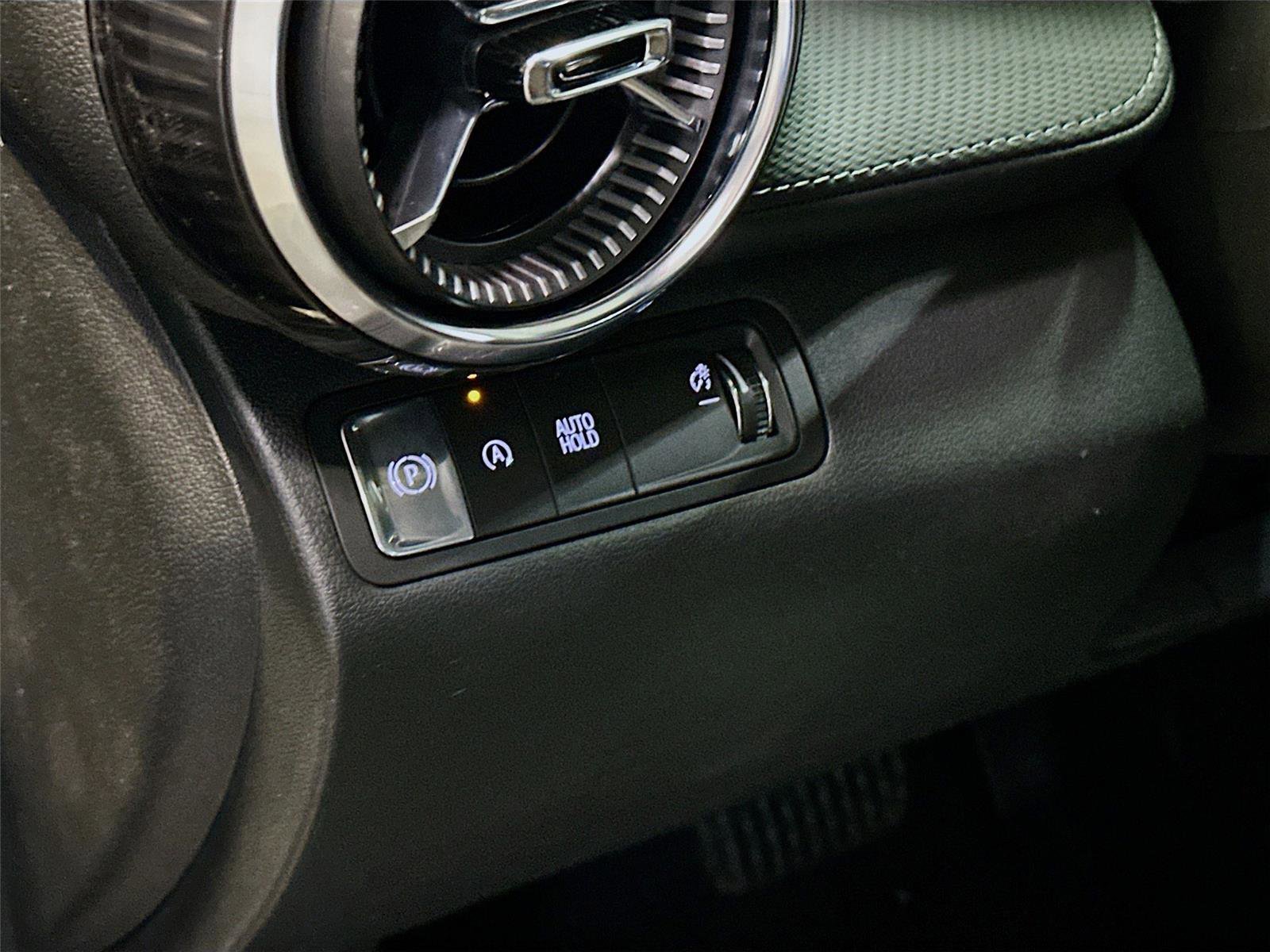 Used 2026 Chevrolet Equinox LT FWD image 12