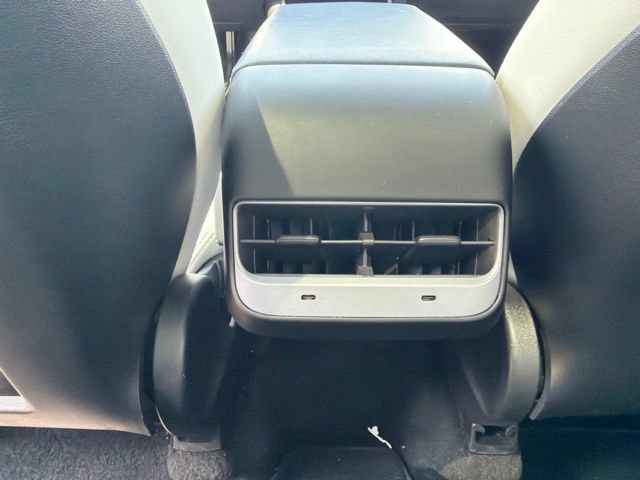Used 2020 Tesla Model Y AWD image 13