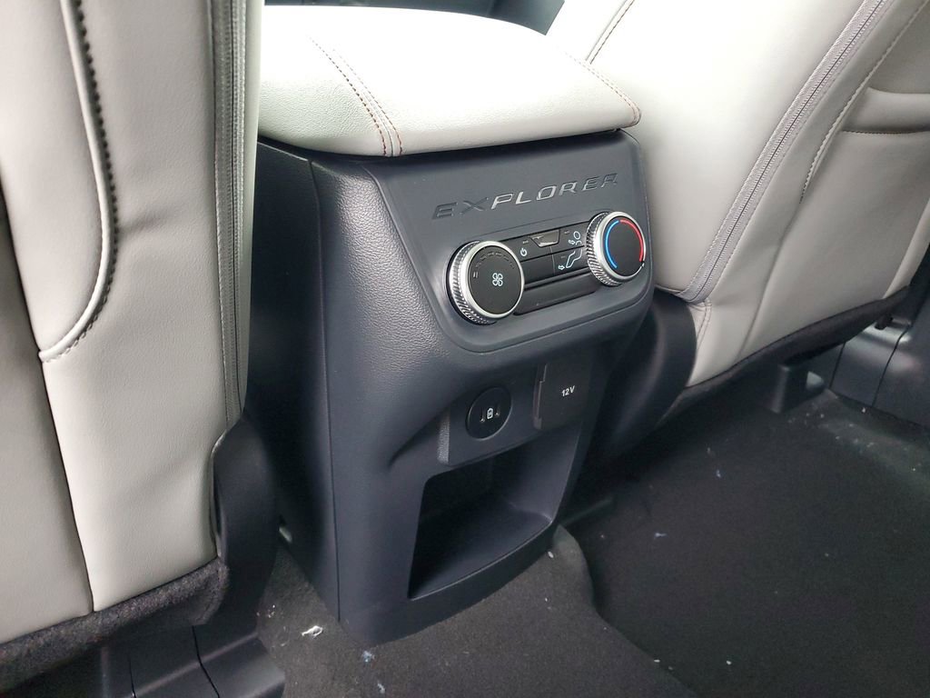 New 2026 Ford Explorer Active w/ Active Comfort Package image 31