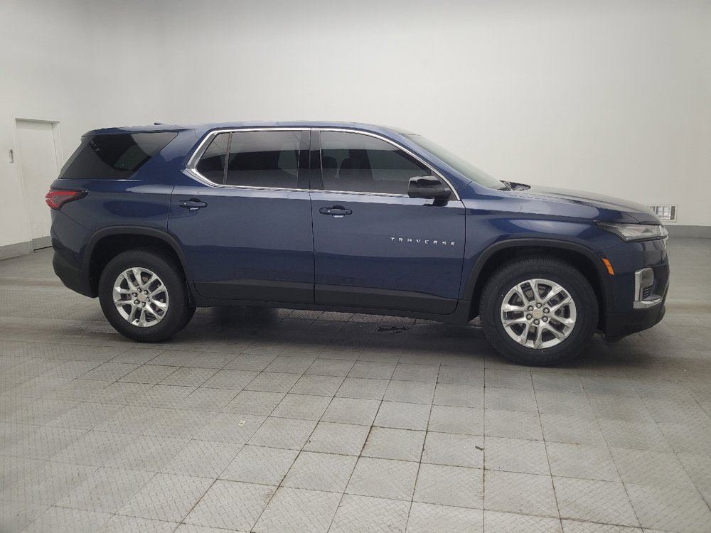 Used 2023 Chevrolet Traverse LS FWD image 11