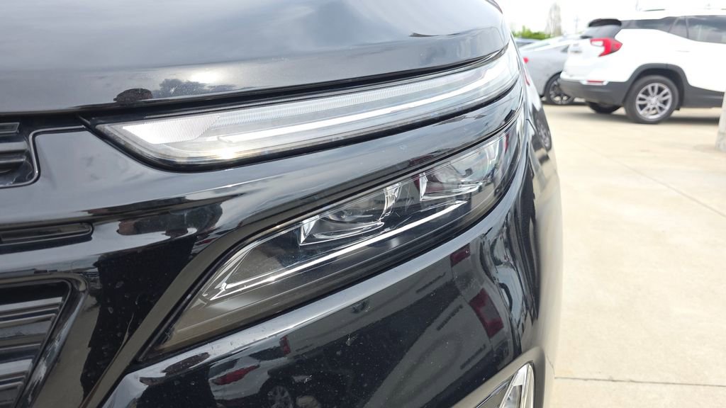 Used 2024 Chevrolet Equinox Premier image 9