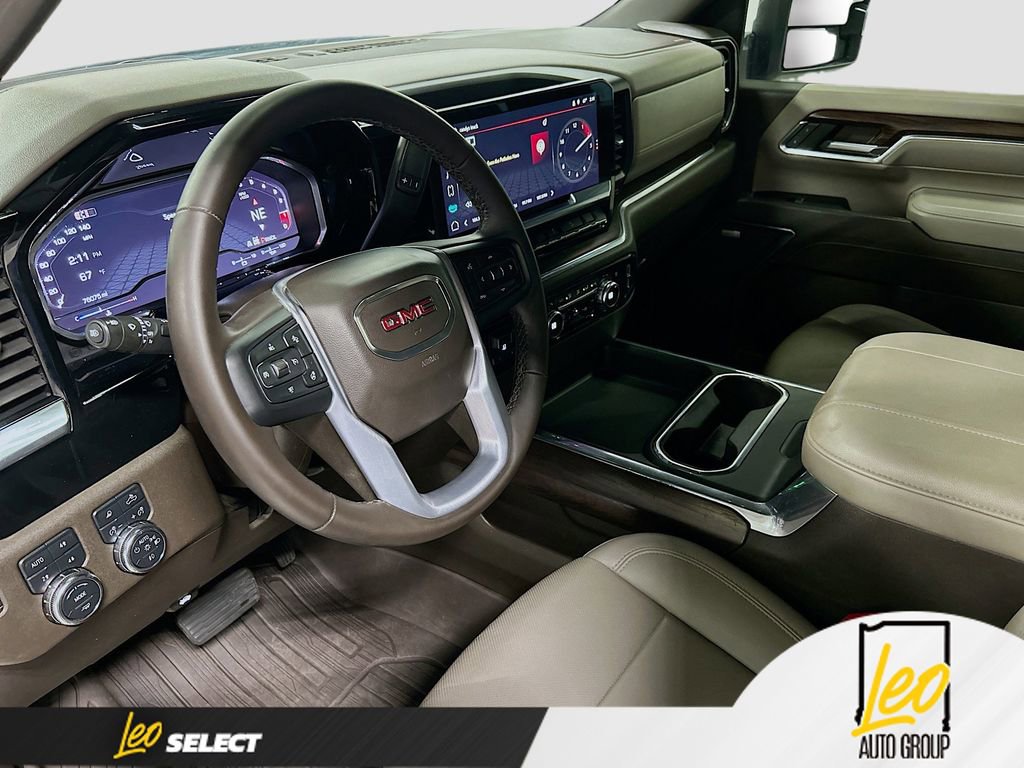 Used 2024 GMC Sierra 2500 SLT w/ SLT Premium Package image 9