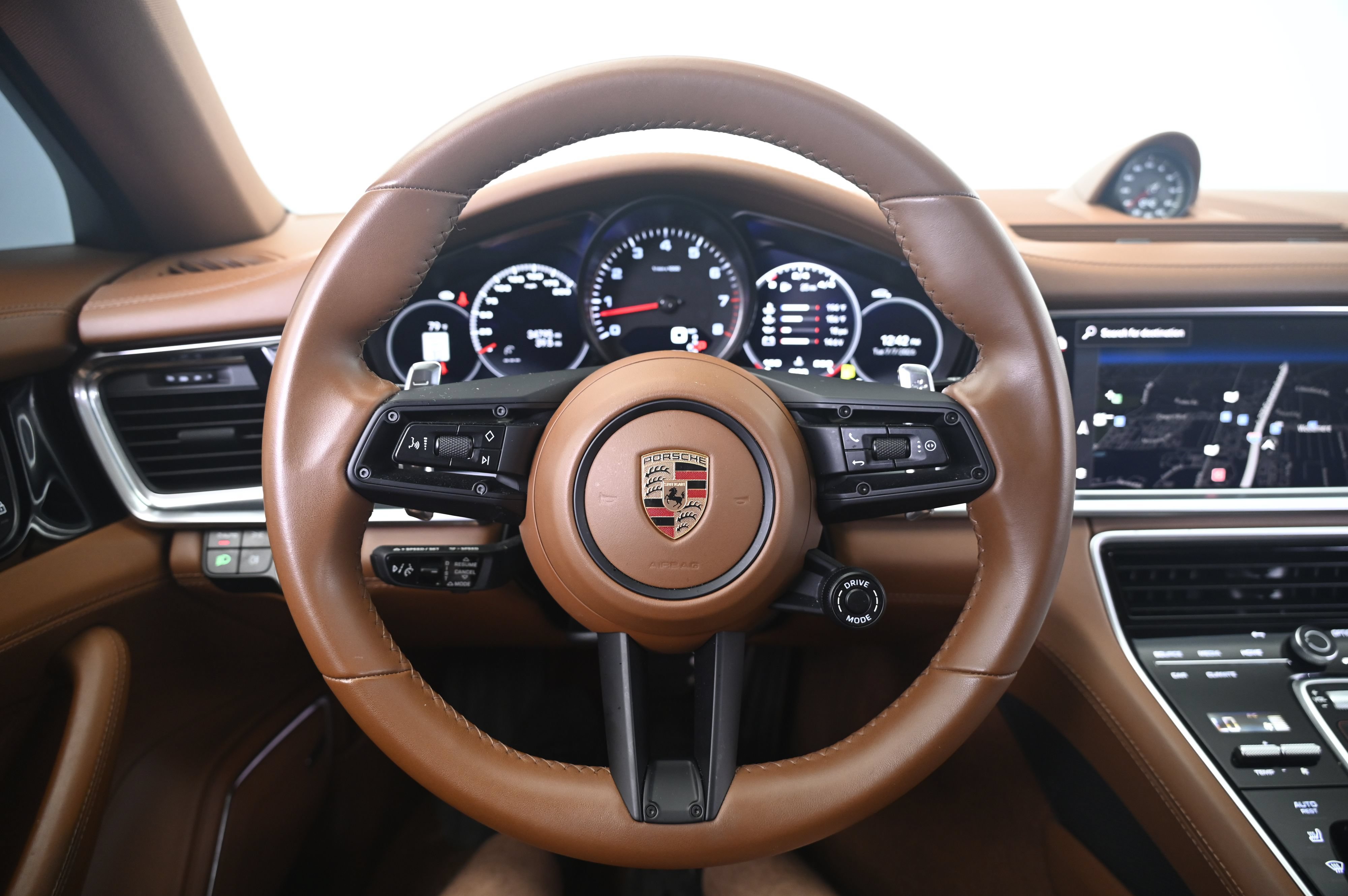 Certified 2023 Porsche Panamera 4S AWD/4WD image 35