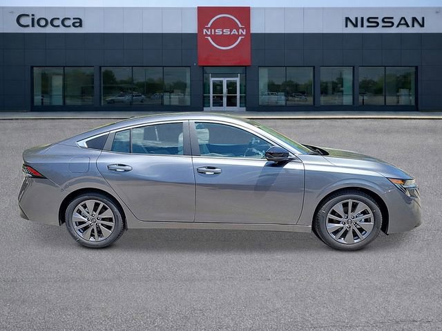 New 2026 Nissan Sentra SL w/ Floor Mat Package FWD image 7