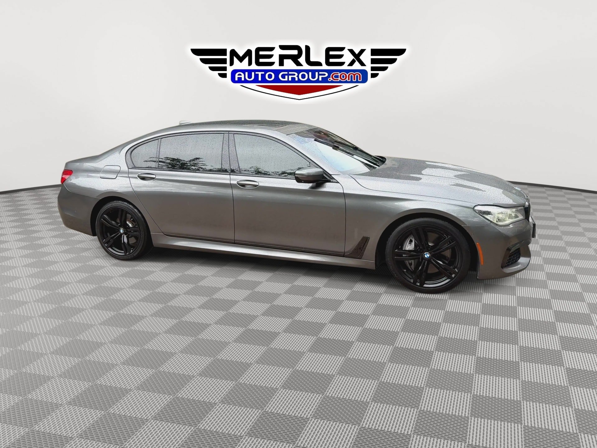 Used 2017 BMW 750i RWD image 9