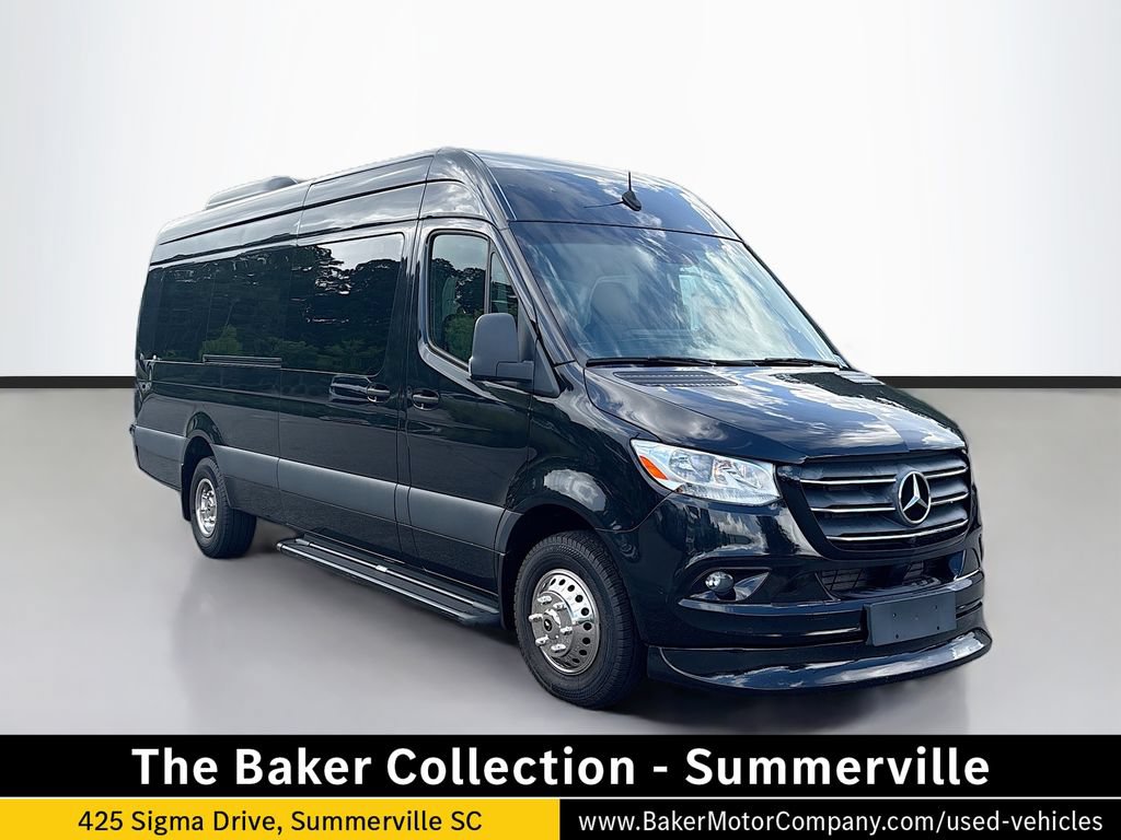 Used 2023 Mercedes-Benz Sprinter 3500 image 1