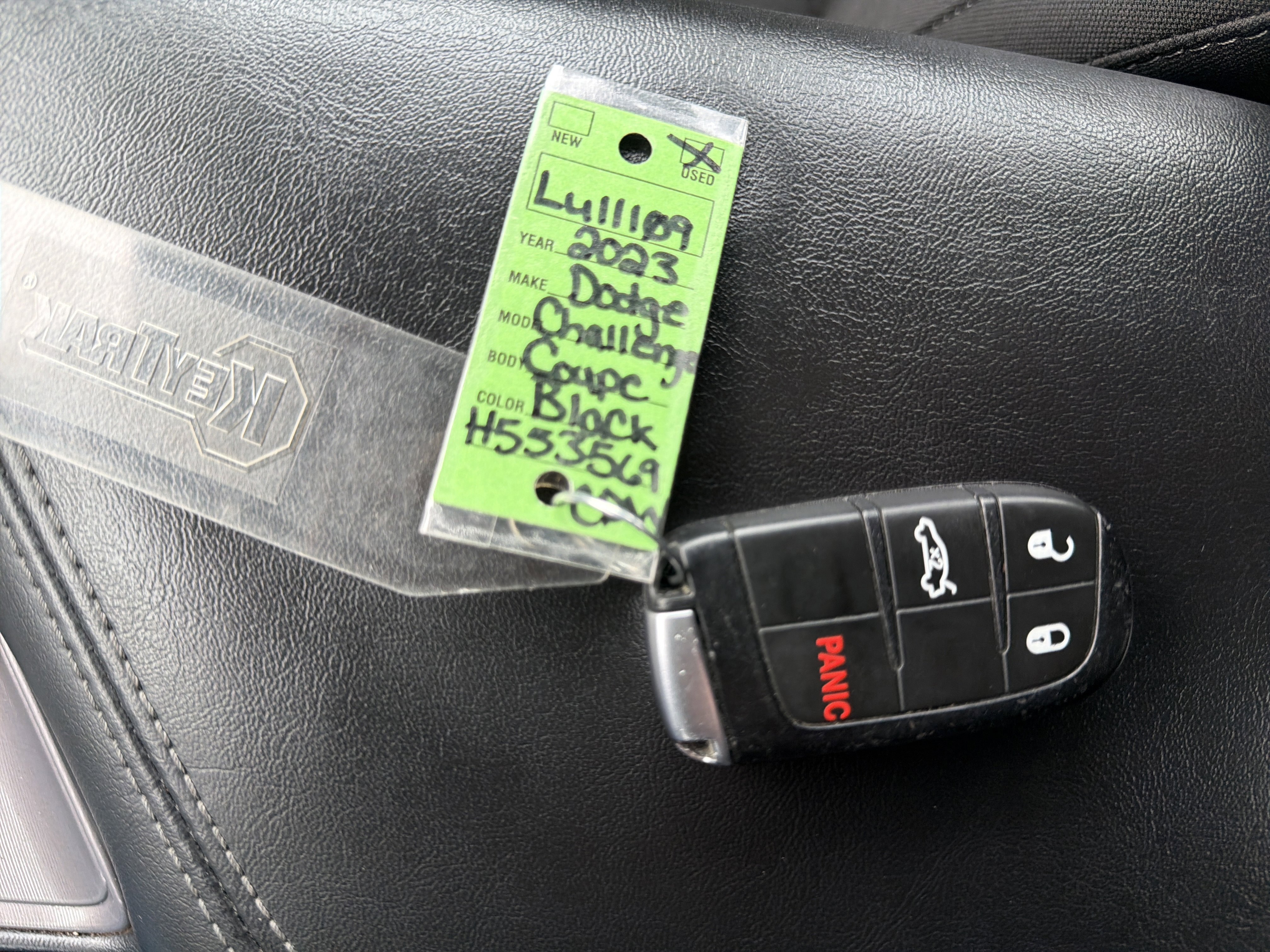 Used 2023 Dodge Challenger SXT image 31