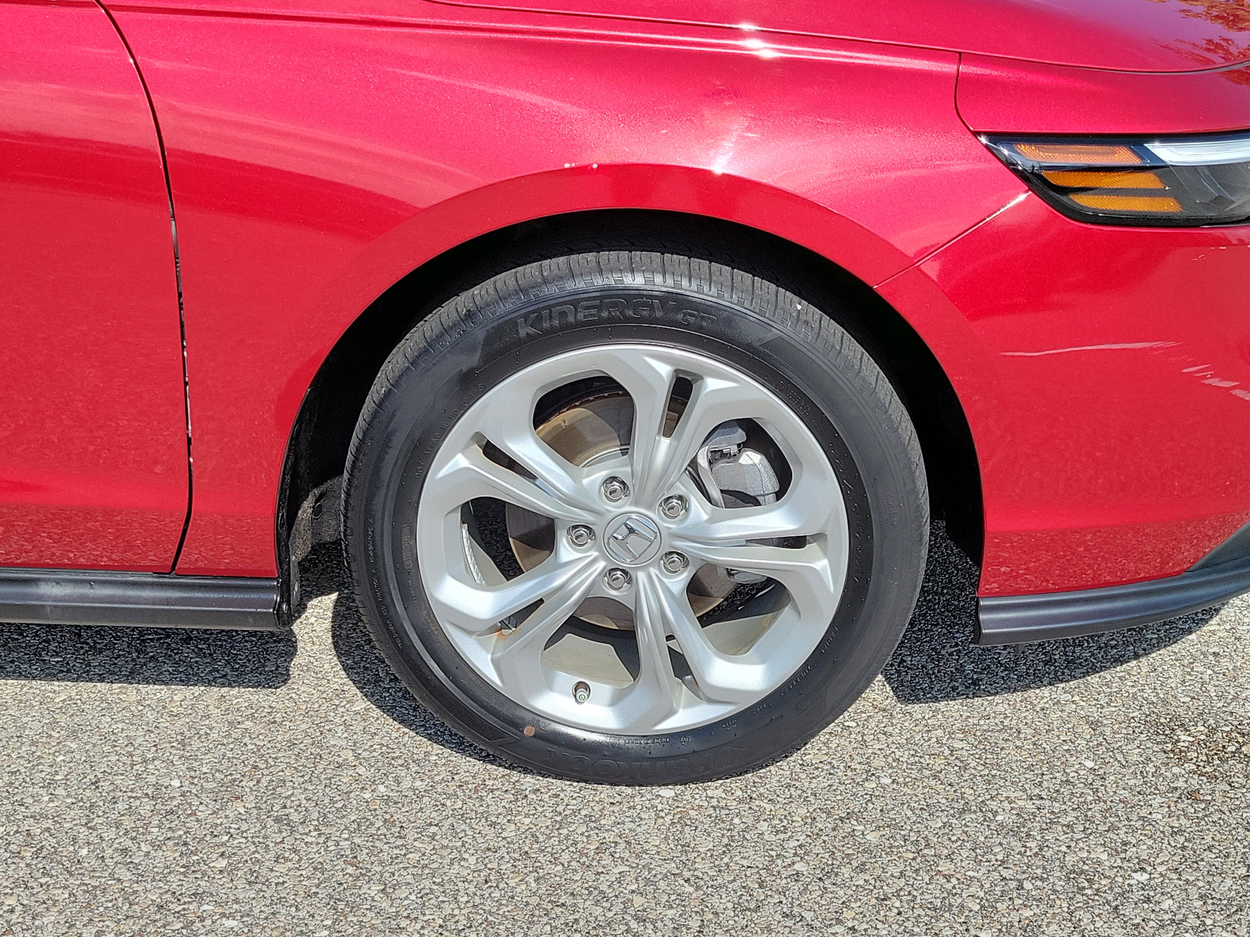 Used 2023 Honda Accord LX image 7