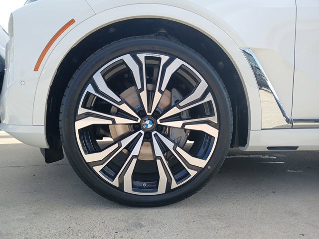 New 2027 BMW X7 xDrive40i AWD/4WD image 5