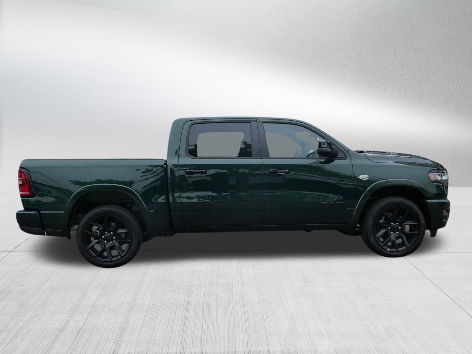 New 2026 RAM 1500 Laramie AWD/4WD image 8