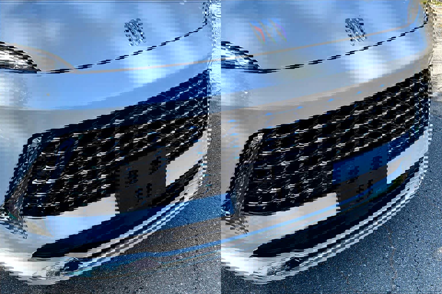 Used 2024 Buick Envision Avenir image 29