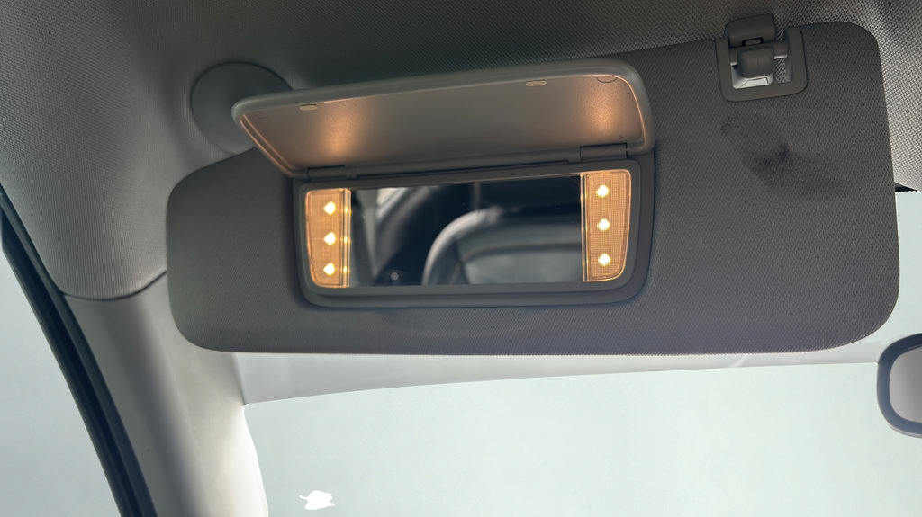 Used 2019 Chevrolet Equinox Premier AWD/4WD image 32