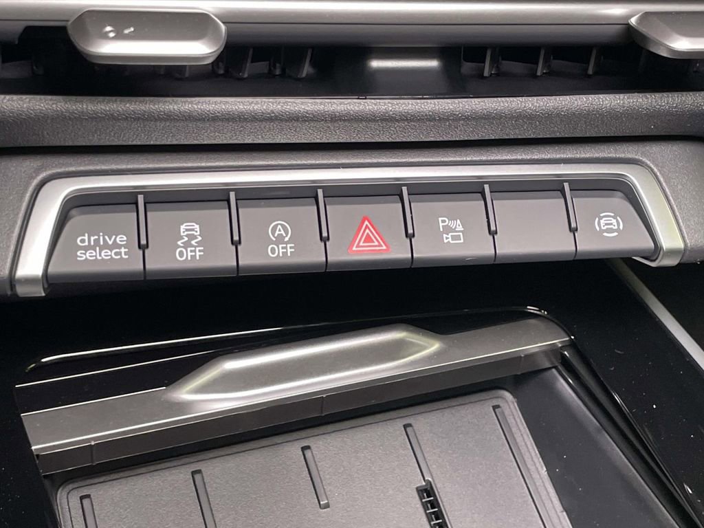 New 2026 Audi Q3 quattro 2.0T image 33