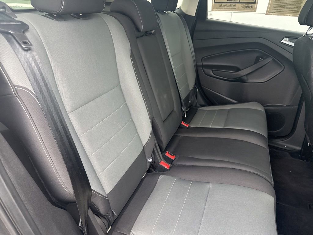 Used 2016 Ford Escape SE FWD image 25