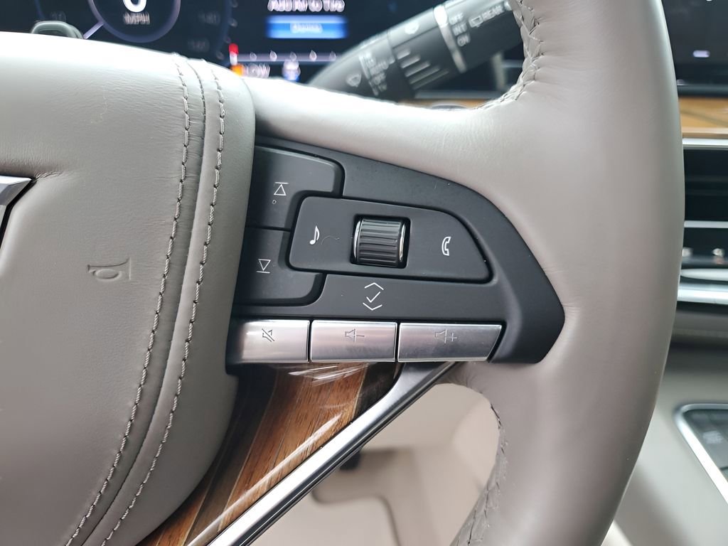 Used 2024 Cadillac Escalade Sport Platinum image 37
