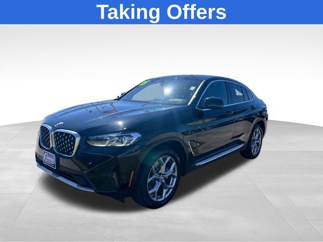 Used 2025 BMW X4 xDrive30i AWD/4WD image 1
