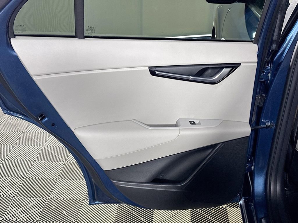 Certified 2023 Kia Niro Wind FWD image 20