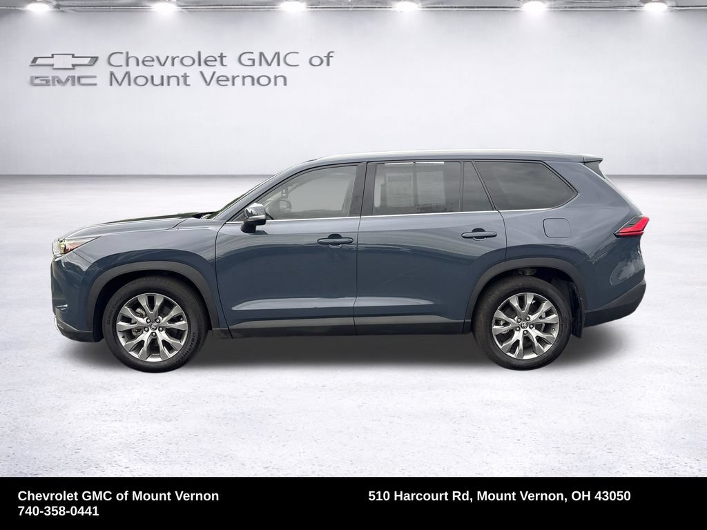 Used 2024 Toyota Grand Highlander FWD image 2